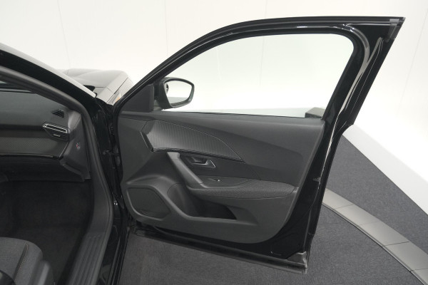 Peugeot 2008 1.2 Hybrid 136 Style | Apple Carplay | Parkeersensoren | Climate control
