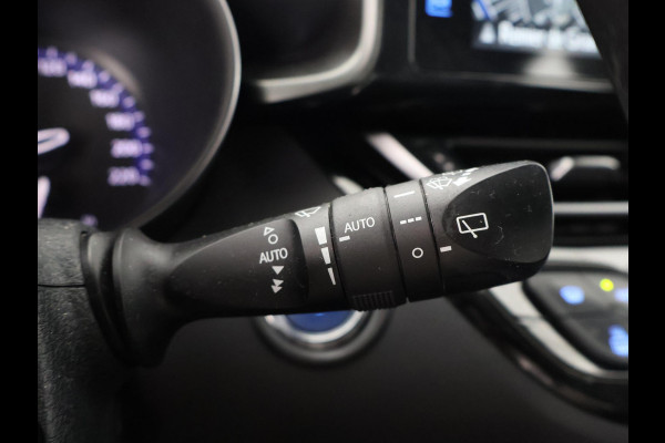 Toyota C-HR 1.8 Hybrid Active | Navigatie | Camera | Adapt.Cruise Control |