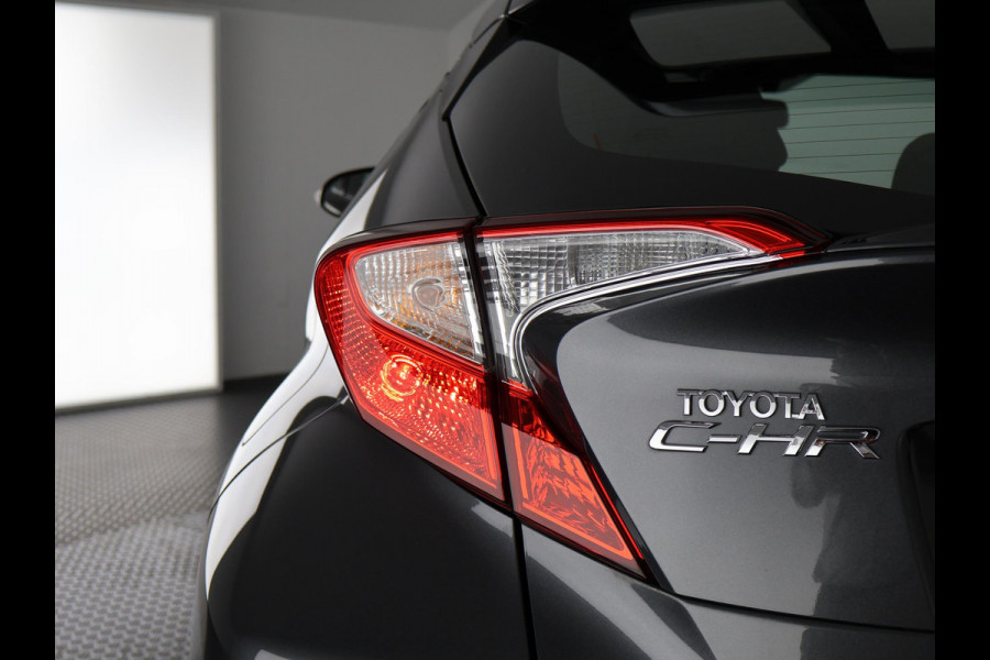 Toyota C-HR 1.8 Hybrid Active | Navigatie | Camera | Adapt.Cruise Control |