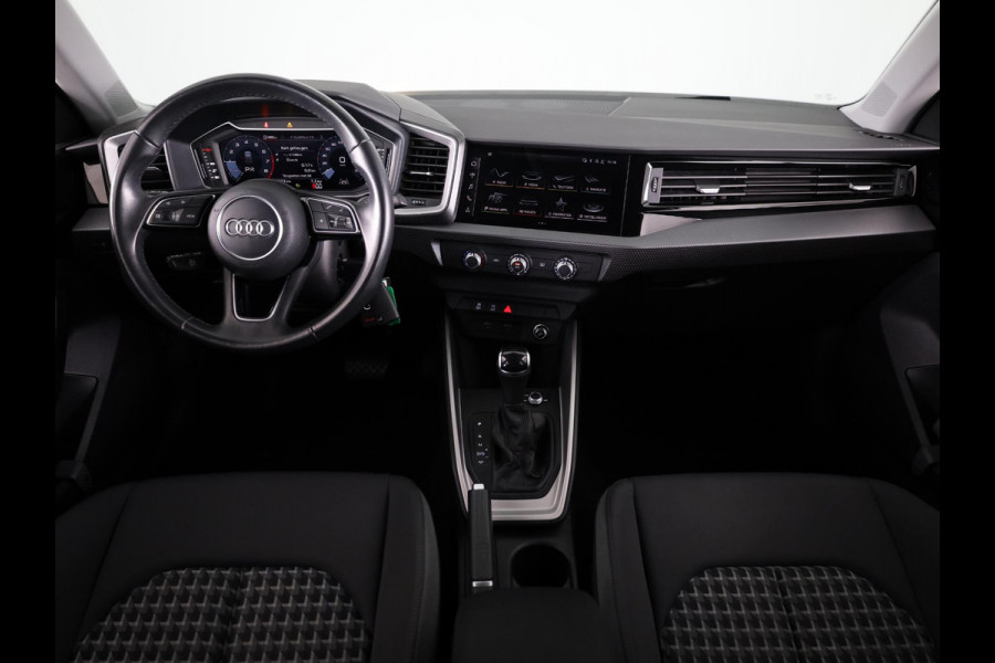 Audi A1 Sportback 25 TFSI Advanced edition 95pk | Navigatie via APP | 17 inch lichtmetalen velgen | Cruise controle | Parkeersensoren achter |