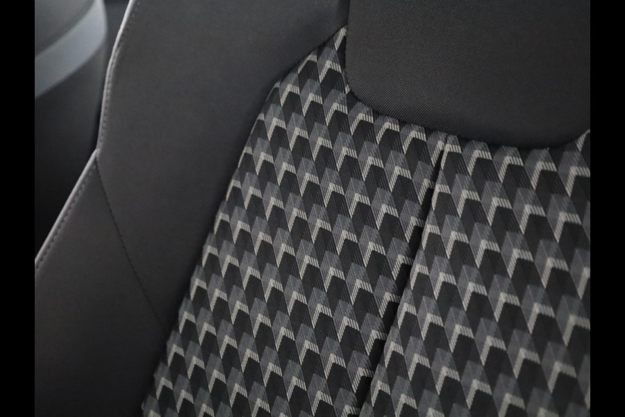 Audi A1 Sportback 25 TFSI Advanced edition 95pk | Navigatie via APP | 17 inch lichtmetalen velgen | Cruise controle | Parkeersensoren achter |