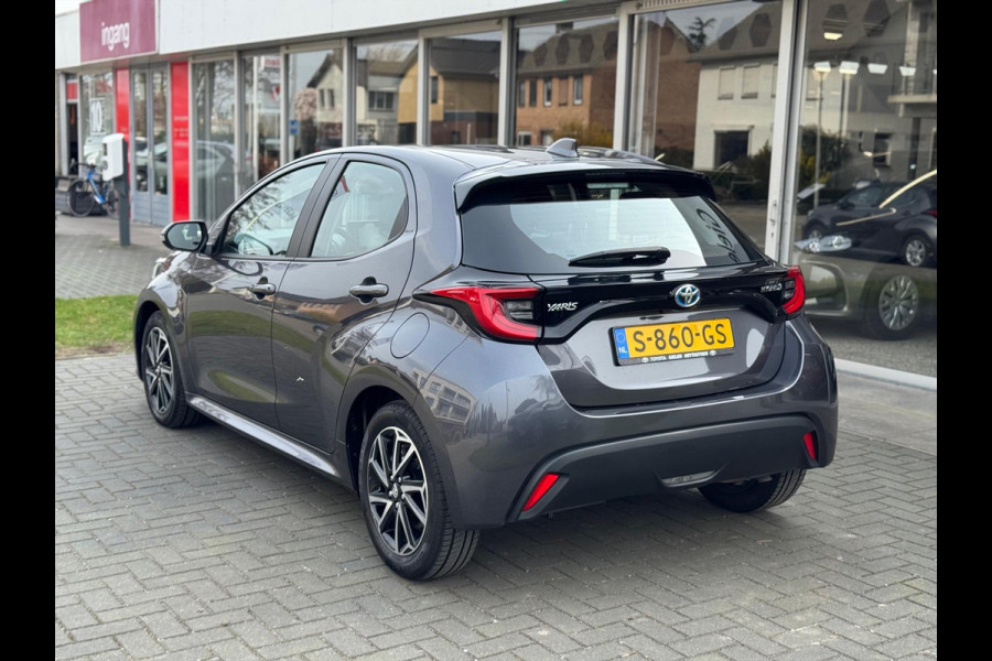 Toyota Yaris 1.5 Hybrid Dynamic | Lichtmetalen velgen, LED, Keyless, Startknop, Licht + Regensensor, Apple CarPlay/Android Auto