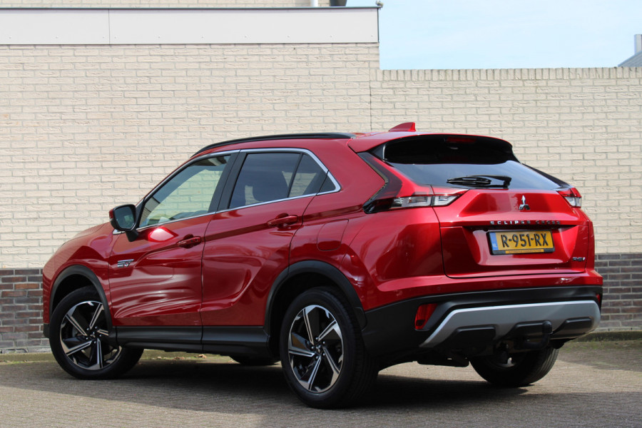 Mitsubishi Eclipse Cross 2.4 PHEV Intense | Trekhaak | Stoelverwarming | Navigatie | Camera | Carplay