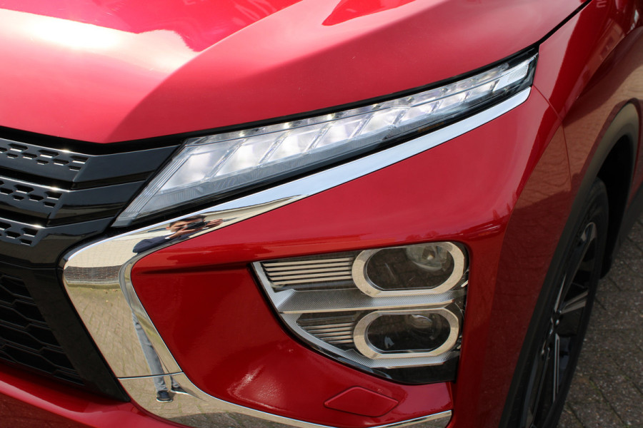 Mitsubishi Eclipse Cross 2.4 PHEV Intense | Trekhaak | Stoelverwarming | Navigatie | Camera | Carplay
