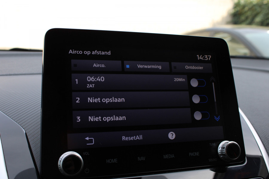 Mitsubishi Eclipse Cross 2.4 PHEV Intense | Trekhaak | Stoelverwarming | Navigatie | Camera | Carplay