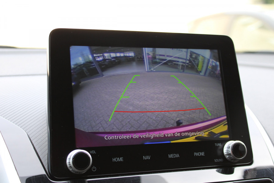 Mitsubishi Eclipse Cross 2.4 PHEV Intense | Trekhaak | Stoelverwarming | Navigatie | Camera | Carplay