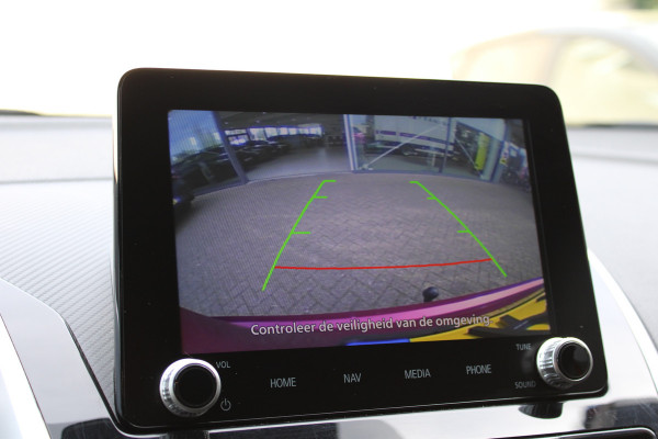 Mitsubishi Eclipse Cross 2.4 PHEV Intense | Trekhaak | Stoelverwarming | Navigatie | Camera | Carplay