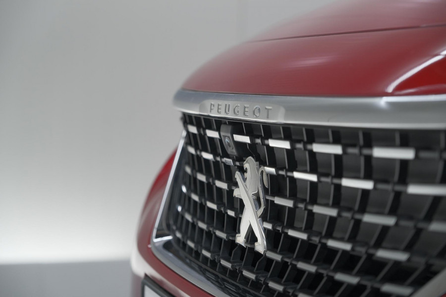 Peugeot 3008 PureTech 130 Allure | 360 Camera | Elektrische Kofferklep | Dodehoekdetectie | Apple Carplay