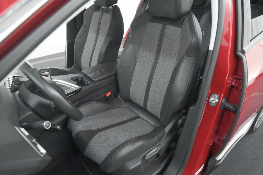 Peugeot 3008 PureTech 130 Allure | 360 Camera | Elektrische Kofferklep | Dodehoekdetectie | Apple Carplay