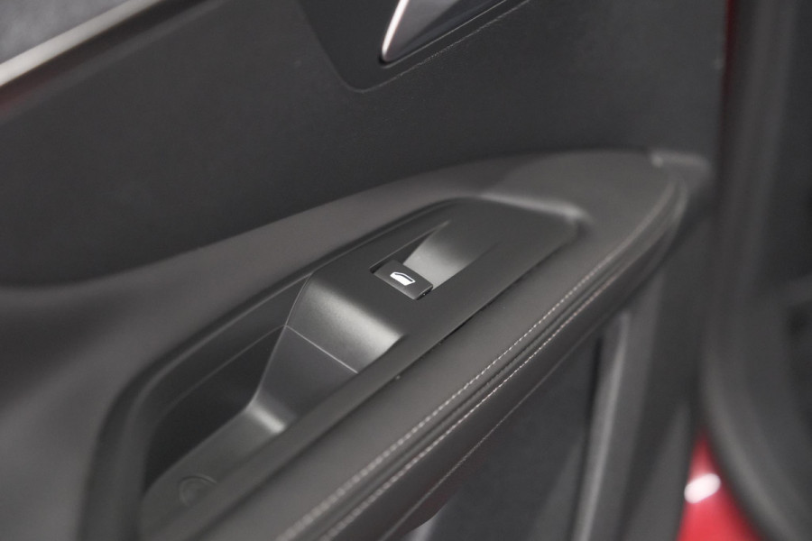 Peugeot 3008 PureTech 130 Allure | 360 Camera | Elektrische Kofferklep | Dodehoekdetectie | Apple Carplay