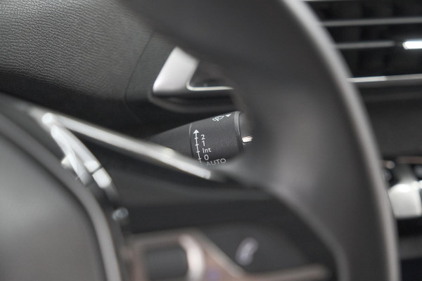 Peugeot 3008 PureTech 130 Allure | 360 Camera | Elektrische Kofferklep | Dodehoekdetectie | Apple Carplay
