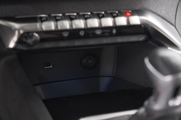 Peugeot 3008 PureTech 130 Allure | 360 Camera | Elektrische Kofferklep | Dodehoekdetectie | Apple Carplay