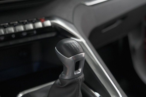 Peugeot 3008 PureTech 130 Allure | 360 Camera | Elektrische Kofferklep | Dodehoekdetectie | Apple Carplay