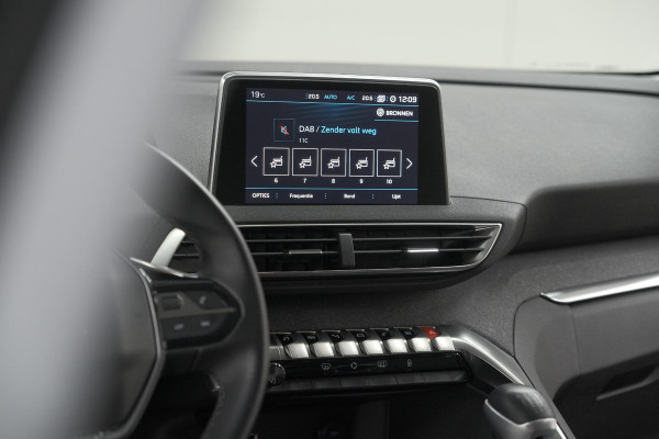 Peugeot 3008 PureTech 130 Allure | 360 Camera | Elektrische Kofferklep | Dodehoekdetectie | Apple Carplay