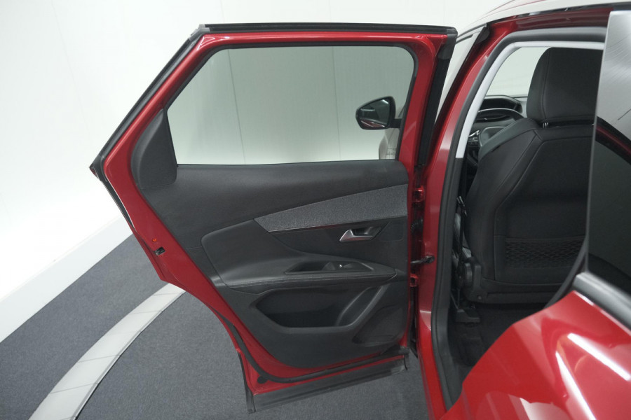 Peugeot 3008 PureTech 130 Allure | 360 Camera | Elektrische Kofferklep | Dodehoekdetectie | Apple Carplay