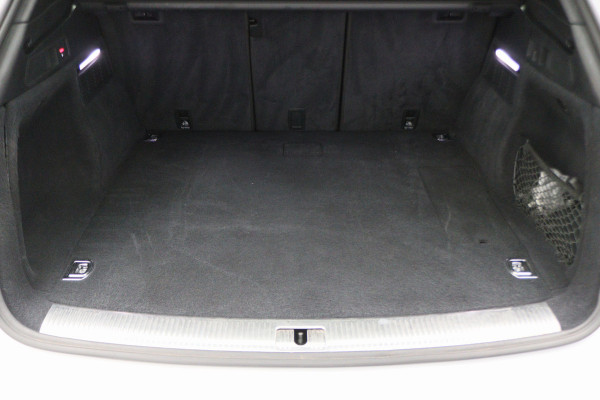 Audi Q5 55 TFSI e Quattro Plug-in Hybrid Competition S-Line Leer, Panoramadak, Cruise, Apple Carplay, Bluetooth, LED, Trekhaak, 21"