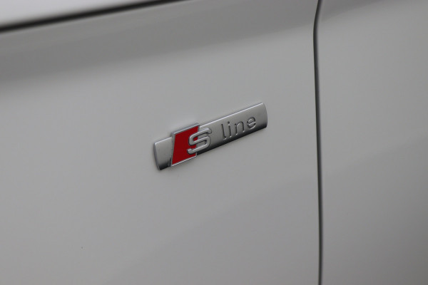 Audi Q5 55 TFSI e Quattro Plug-in Hybrid Competition S-Line Leer, Panoramadak, Cruise, Apple Carplay, Bluetooth, LED, Trekhaak, 21"