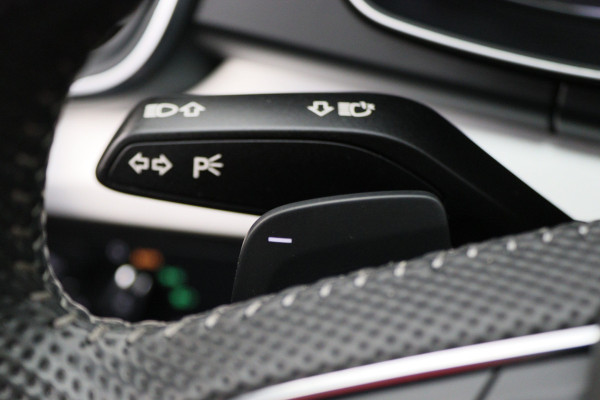 Audi Q5 55 TFSI e Quattro Plug-in Hybrid Competition S-Line Leer, Panoramadak, Cruise, Apple Carplay, Bluetooth, LED, Trekhaak, 21"