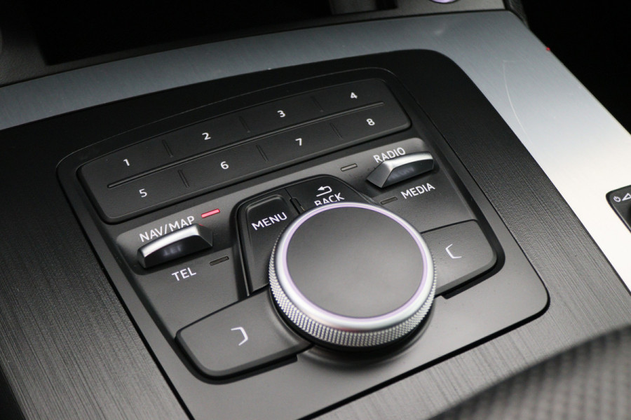 Audi Q5 55 TFSI e Quattro Plug-in Hybrid Competition S-Line Leer, Panoramadak, Cruise, Apple Carplay, Bluetooth, LED, Trekhaak, 21"