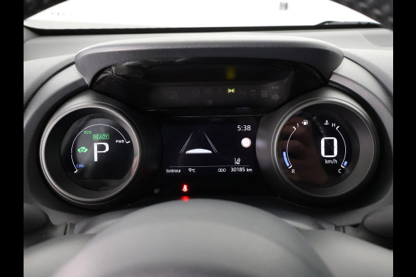 Toyota Yaris Cross 1.5 HYBRIDE DYNAMIC LUXERY BITONE GARANTIE 4-2032 * BLIND SPOT . NAVI.CAMERA. PDC V+A.