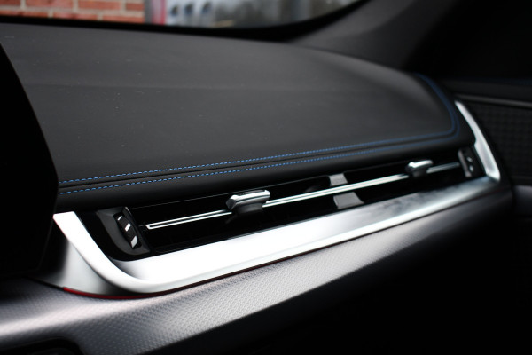 BMW X1 xDrive25e M-Sport Premium 18inch Camera ACC-voorbereiding