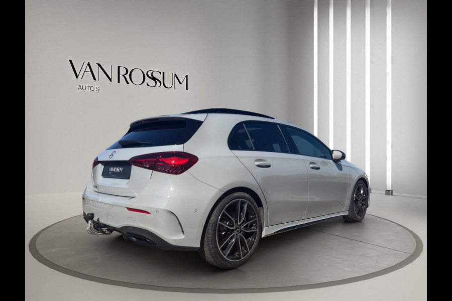 Mercedes-Benz A-Klasse 180 AMG Line | Pano | Sfeer | Stoelverw. | Camera | Trekhaak Electrisch |