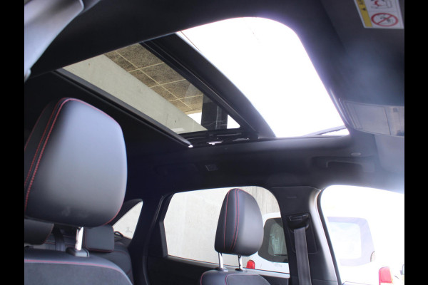 Ford Kuga 2.5 PHEV ST-Line X | PANORAMA DAK |