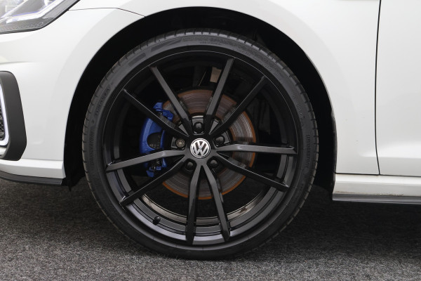 Volkswagen Golf 1.4 TSI PHEV GTE Virtual Cockpit, Apple Carplay, LED, Stoelverwarming, 19"