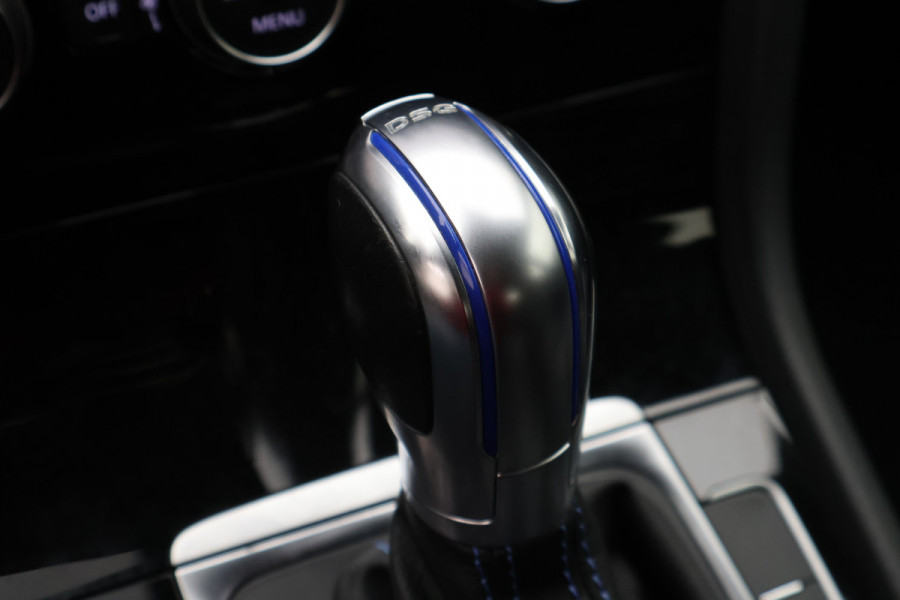 Volkswagen Golf 1.4 TSI PHEV GTE Virtual Cockpit, Apple Carplay, LED, Stoelverwarming, 19"