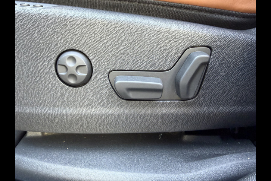 DS Ds 7 Crossback 300pk E-Tense 4x4 Opera (Elektrisch Schuifdak - Trekhaak - Leder incl verwarming/koeling/massage/geheugen - Focal Electra - Nigh