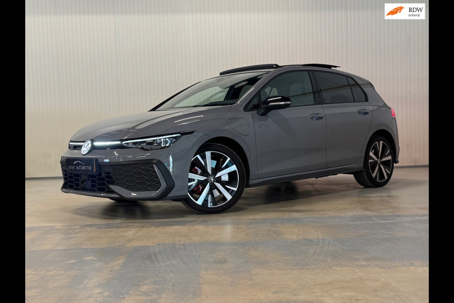 Volkswagen Golf 1.5 eHybrid GTE | HUD | PANO | NARDO GREY | CAMERA | AMBIANCE