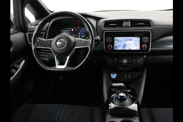 Nissan Leaf N-CONNECTA 40 kWh + 360 CAMERA | STOELVERW. | CARPLAY | NAVIGATIE | 17 INCH | STUURVERWARMING