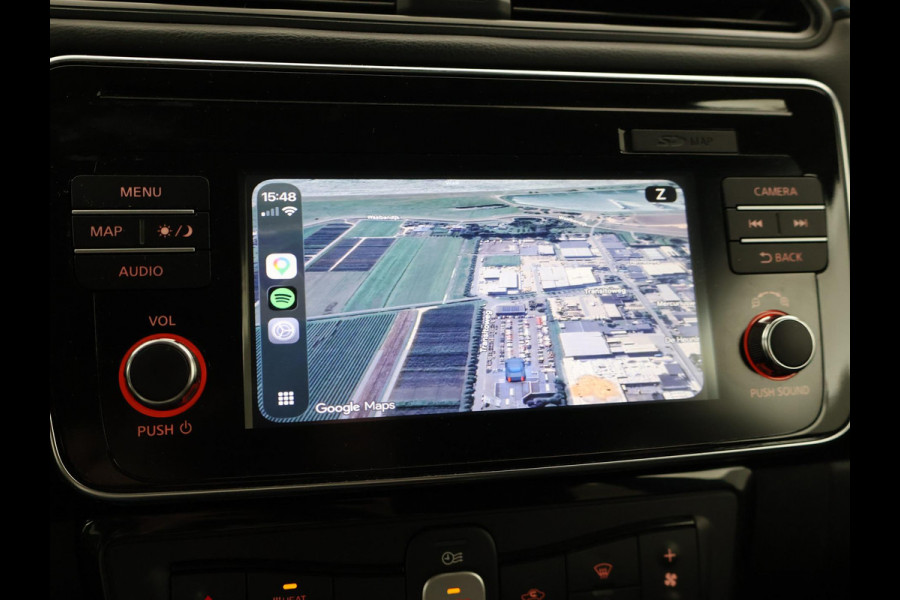 Nissan Leaf N-CONNECTA 40 kWh + 360 CAMERA | STOELVERW. | CARPLAY | NAVIGATIE | 17 INCH | STUURVERWARMING