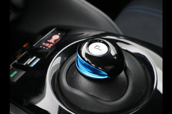 Nissan Leaf N-CONNECTA 40 kWh + 360 CAMERA | STOELVERW. | CARPLAY | NAVIGATIE | 17 INCH | STUURVERWARMING