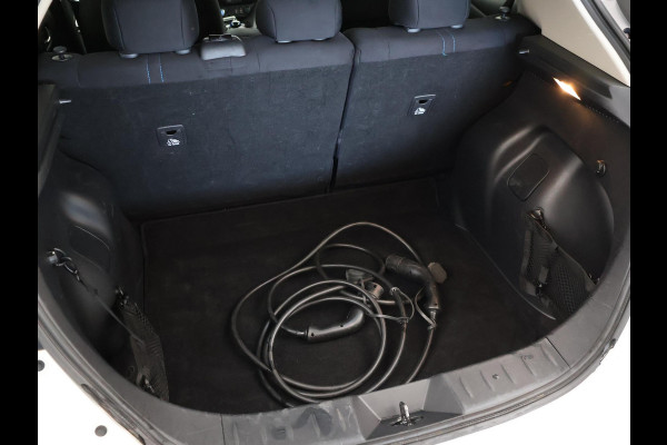 Nissan Leaf N-CONNECTA 40 kWh + 360 CAMERA | STOELVERW. | CARPLAY | NAVIGATIE | 17 INCH | STUURVERWARMING