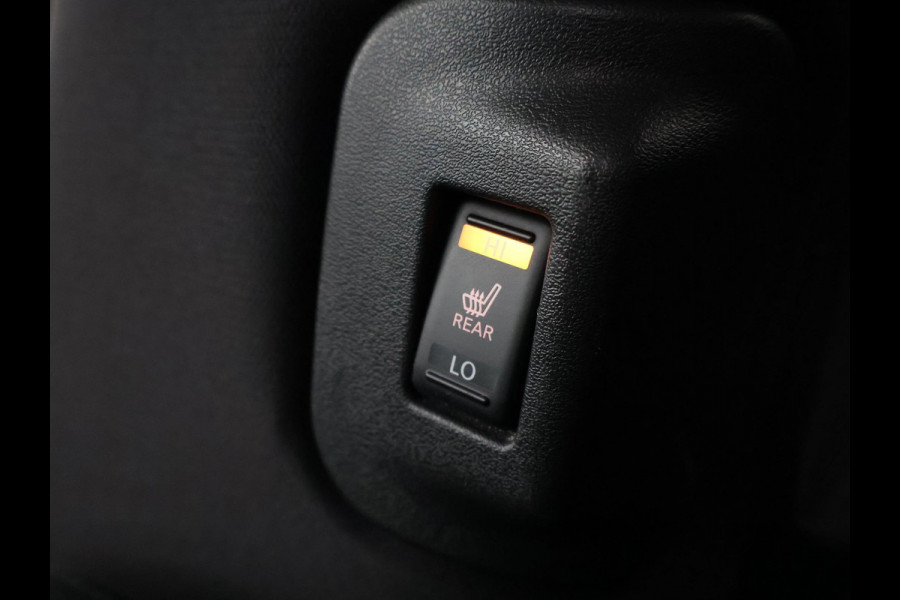 Nissan Leaf N-CONNECTA 40 kWh + 360 CAMERA | STOELVERW. | CARPLAY | NAVIGATIE | 17 INCH | STUURVERWARMING