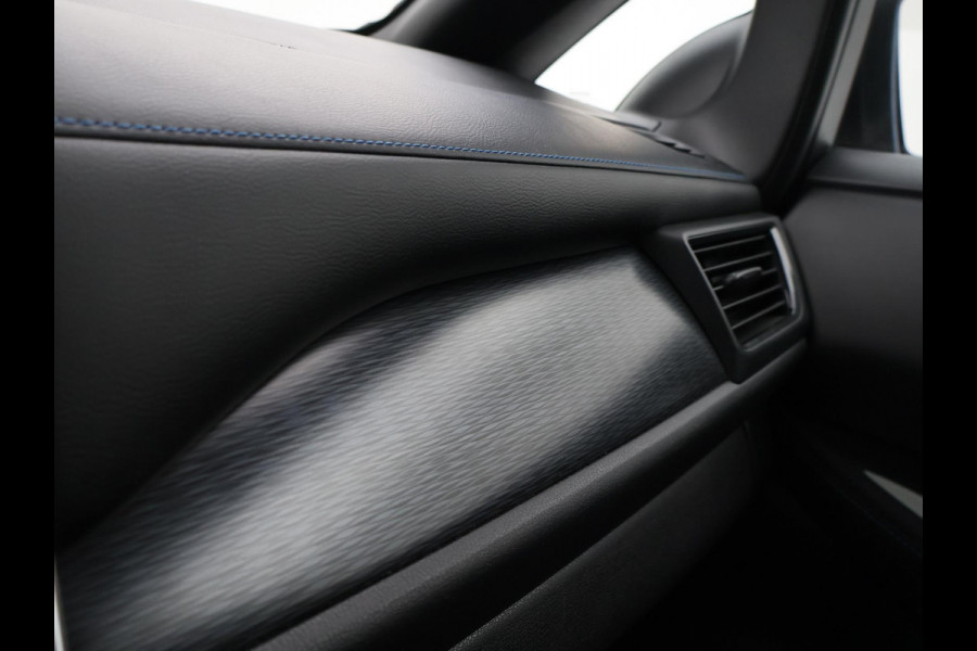 Nissan Leaf N-CONNECTA 40 kWh + 360 CAMERA | STOELVERW. | CARPLAY | NAVIGATIE | 17 INCH | STUURVERWARMING