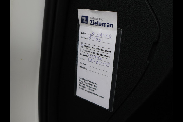 Nissan Leaf N-CONNECTA 40 kWh + 360 CAMERA | STOELVERW. | CARPLAY | NAVIGATIE | 17 INCH | STUURVERWARMING