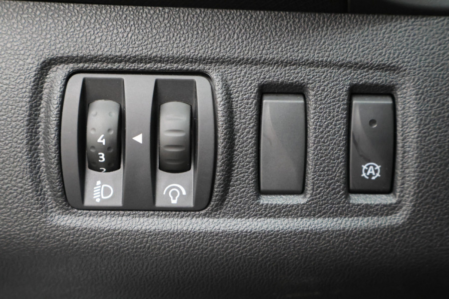 Renault Clio Estate 0.9 TCe Zen LED, Apple Carplay, DAB, Airco, Cruise