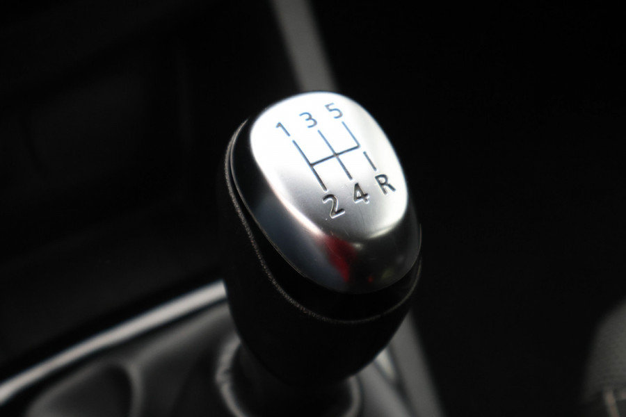 Renault Clio Estate 0.9 TCe Zen LED, Apple Carplay, DAB, Airco, Cruise