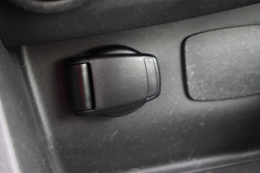 Renault Clio Estate 0.9 TCe Zen LED, Apple Carplay, DAB, Airco, Cruise