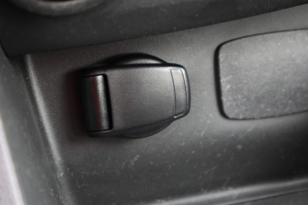 Renault Clio Estate 0.9 TCe Zen LED, Apple Carplay, DAB, Airco, Cruise