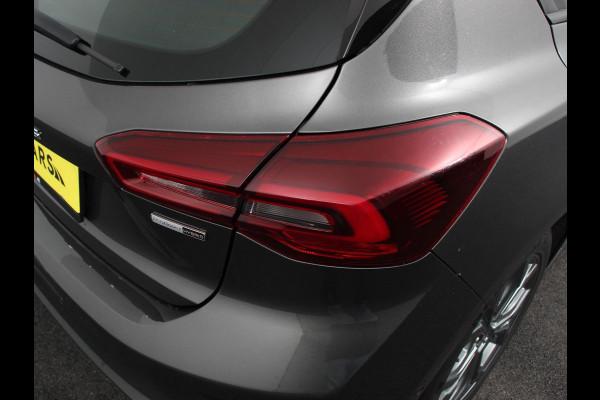 Ford Focus 1.0 Focus 125 PK HB ST-Line Automaat | Navigatie | Climate control | Cruise control | Apple Carplay/Android Auto | LM velgen | Parkeersensoren | Led Matrix koplampen