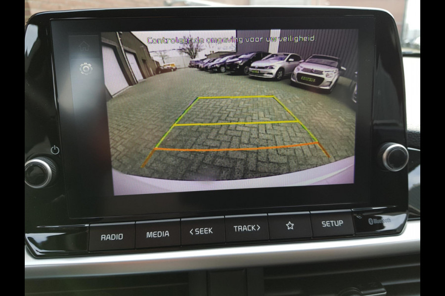 Kia Picanto 1.0 DPi Automaat DynamicLine Kia Picanto 1.0 DPi DynamicLine | Navigatie | Apple Carplay/Android Auto | Airco | Camera | DAB | Lichtmetalen velgen | Bluetooth