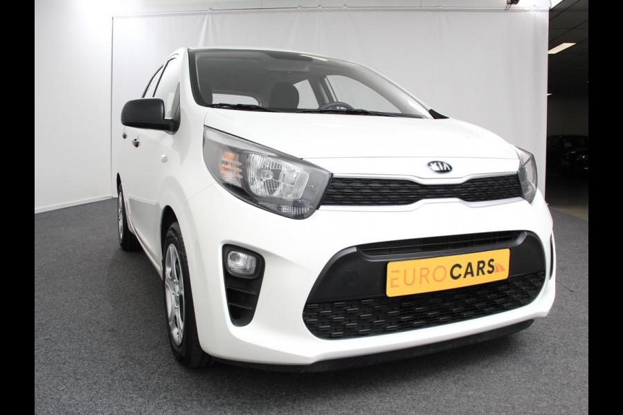 Kia Picanto 1.0 DPi Automaat DynamicLine Kia Picanto 1.0 DPi DynamicLine | Navigatie | Apple Carplay/Android Auto | Airco | Camera | DAB | Lichtmetalen velgen | Bluetooth