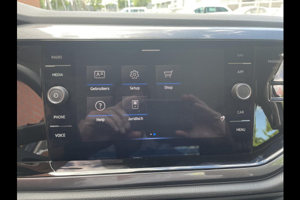 Volkswagen Taigo 1.0 TSI 110pk DSG Style | Navigatie | Apple Carplay / Android Auto | Parkeersensoren | Camera | Park Assist | Adaptive Cruise Control | Virtual Cockpit | Stoelverwarming | Ledverlichting | Climate Control
