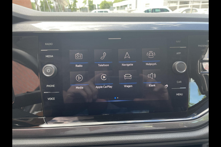 Volkswagen Taigo 1.0 TSI 110pk DSG Style | Navigatie | Apple Carplay / Android Auto | Parkeersensoren | Camera | Park Assist | Adaptive Cruise Control | Virtual Cockpit | Stoelverwarming | Ledverlichting | Climate Control