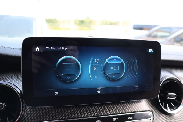 Mercedes-Benz V-Klasse 300d DC | 4-MATIC | AMG | 360 Camera | Stoelventilatie | CarPlay | Navigatie | Lederen bekleding | Elek schuifdeuren | LED Koplampen | Elek achterklep | DAB | Nieuwe APK | BPM Vrij | Facelift | 4x4