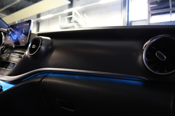 Mercedes-Benz V-Klasse 300d DC | 4-MATIC | AMG | 360 Camera | Stoelventilatie | CarPlay | Navigatie | Lederen bekleding | Elek schuifdeuren | LED Koplampen | Elek achterklep | DAB | Nieuwe APK | BPM Vrij | Facelift | 4x4