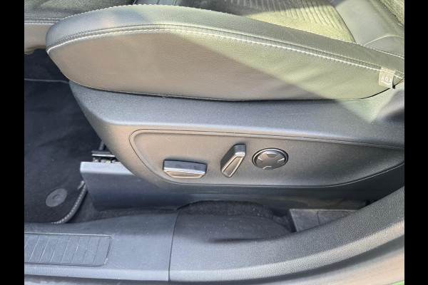 Ford Kuga 2.5 FHEV Active X 190pk | Driver Assistance Pack | 4WD | Technology Pack | Trekhaak afneembaar | 2.100kg Trekgewicht | Winterpack | Geen stekker nodig